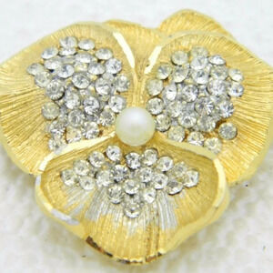 BSK B.S.K. Signed Gold Tone Clear Rhinestone Pin